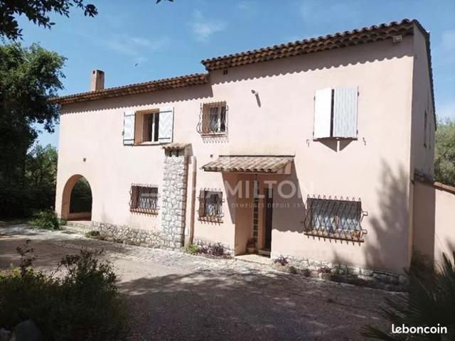 Maison 7 pièces 187 m²