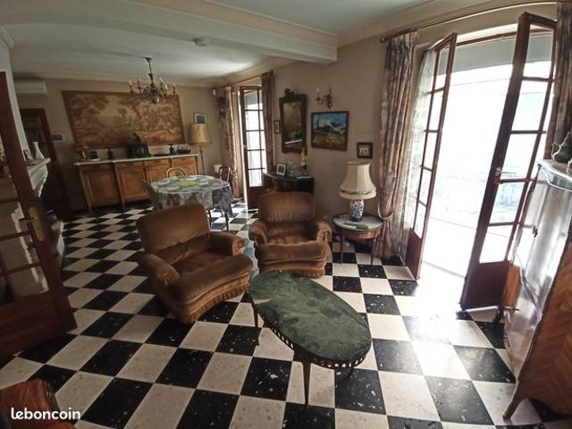 Maison 7 pièces 187 m²