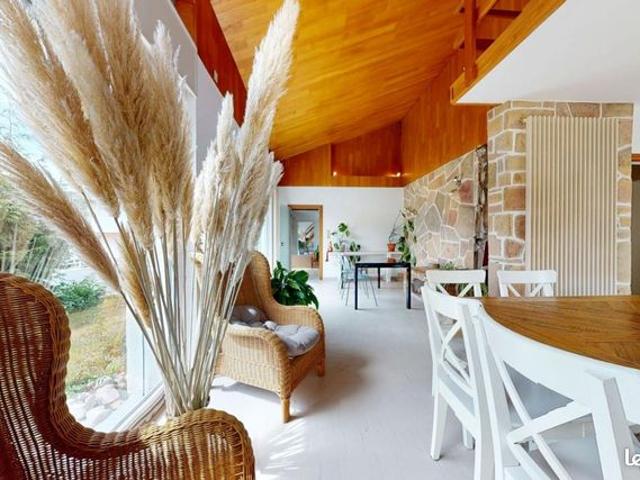 Maison 7 pièces 187 m²