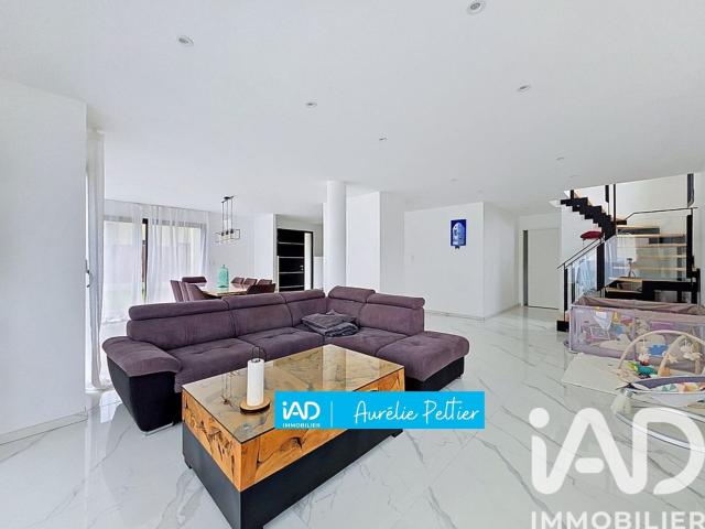 Maison 7 pièces 187 m²