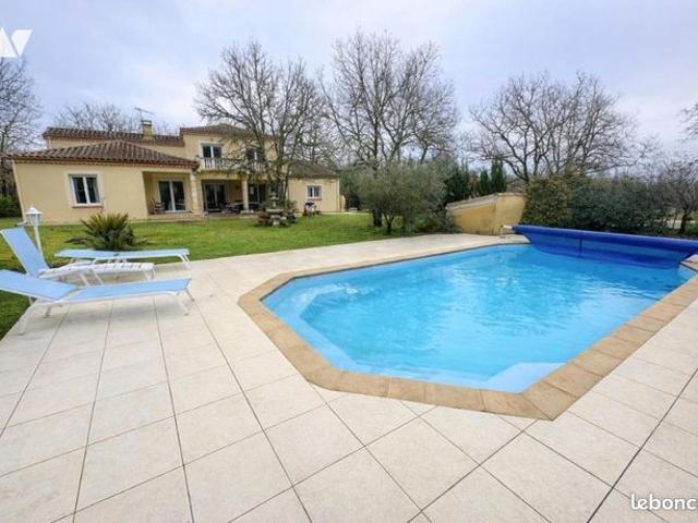 Maison 7 pièces 188 m²