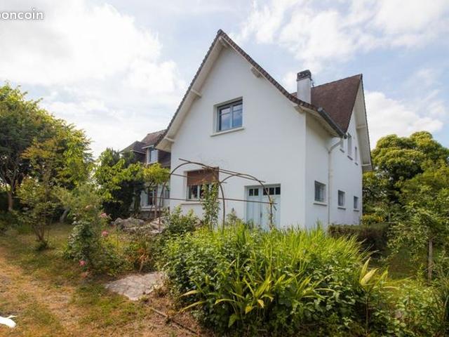 Maison 7 pièces 188 m²