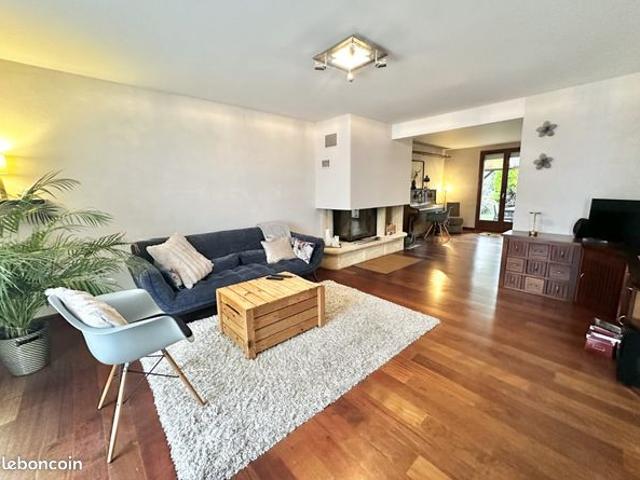 Maison 7 pièces 188 m²