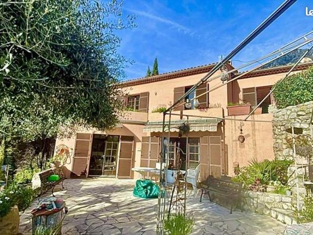 Maison 7 pièces 188 m²