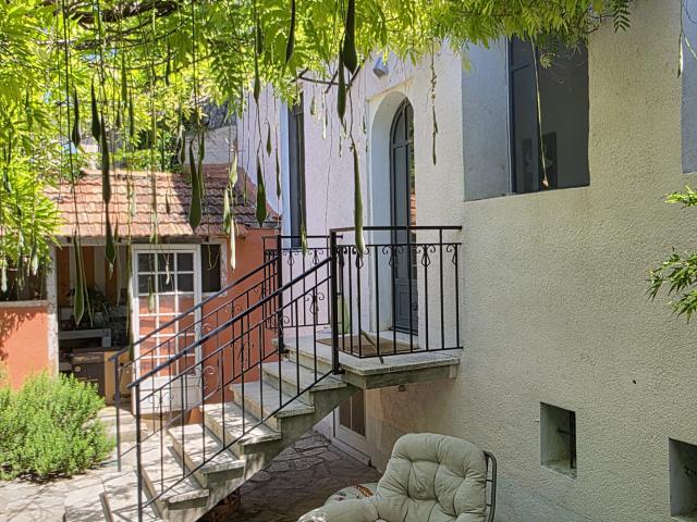 Maison 7 pièces 188 m²