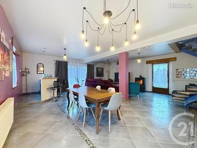 Maison 7 pièces 188 m²