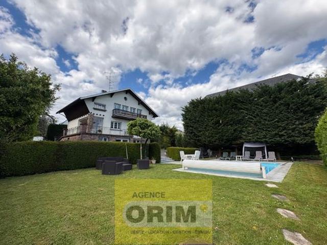 Maison 7 pièces 188 m²
