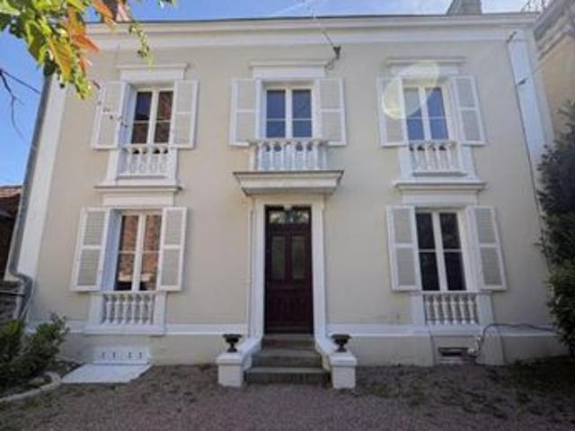 Maison 7 pièces 188 m²