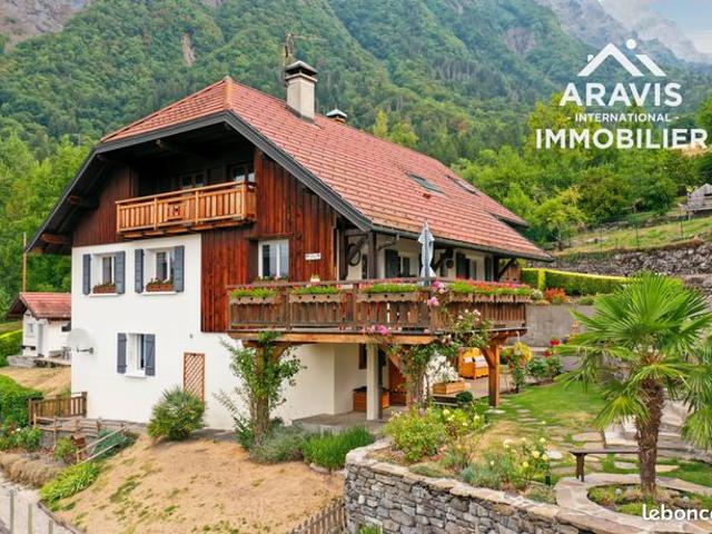 Maison 7 pièces 188 m²