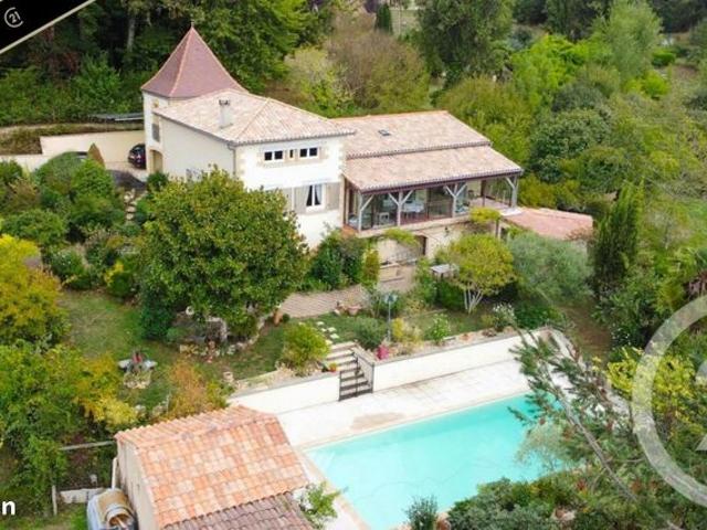 Maison 7 pièces 188 m²