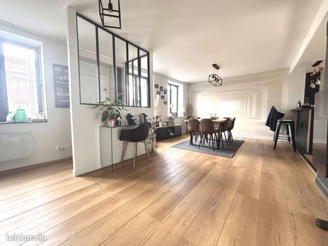 Maison 7 pièces 188 m²