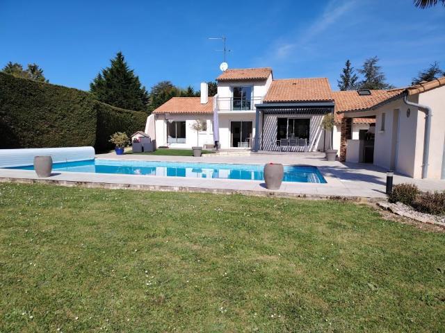 Maison 7 pièces 189 m²