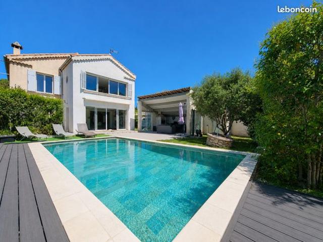 Maison 7 pièces 189 m²