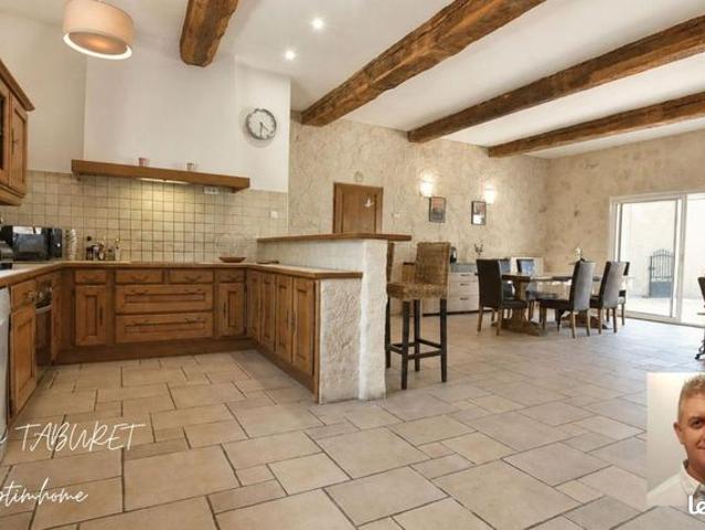 Maison 7 pièces 189 m²
