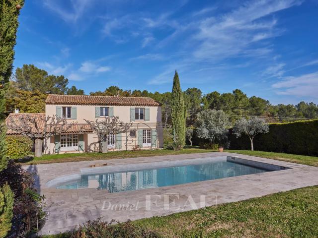 Maison 7 pièces 189 m²