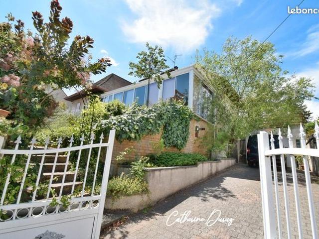 Maison 7 pièces 189 m²