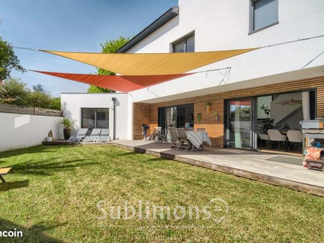 Maison 7 pièces 194 m²