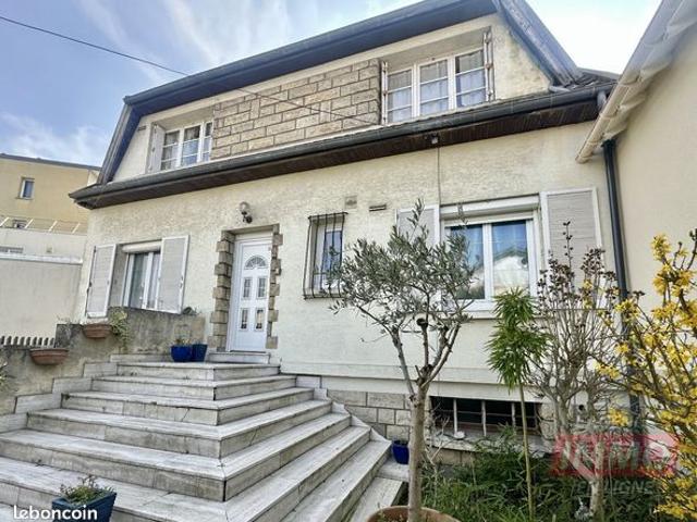 Maison 7 pièces 189 m²