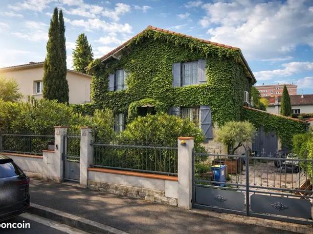 Maison 7 pièces 189 m²