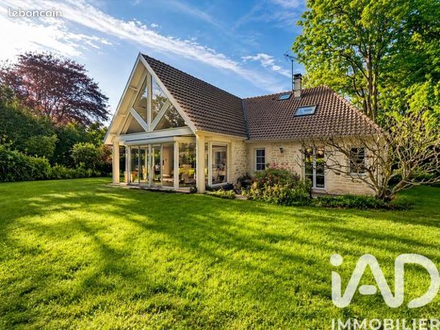 Maison 7 pièces 180 m²