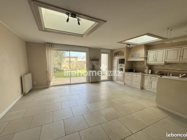 Maison 7 pièces 180 m²
