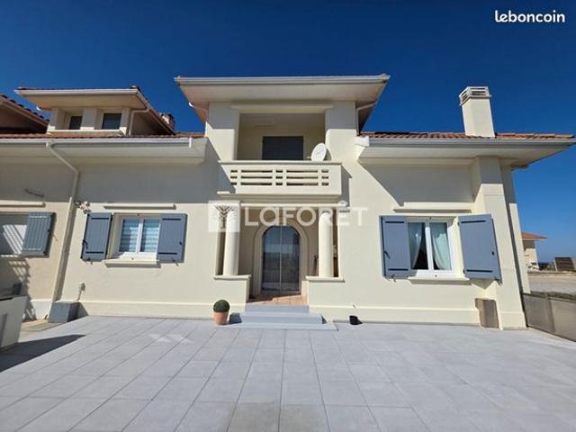 Maison 7 pièces 180 m²