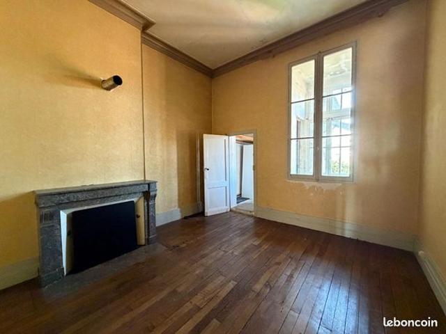 Maison 7 pièces 180 m²