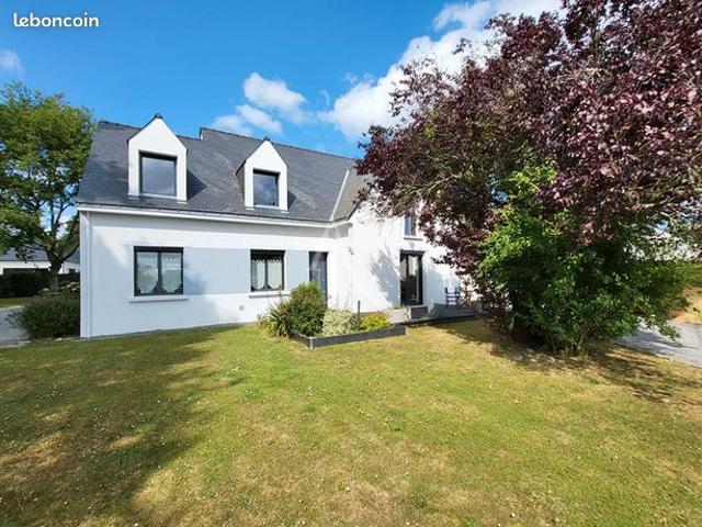 Maison 7 pièces 180 m²