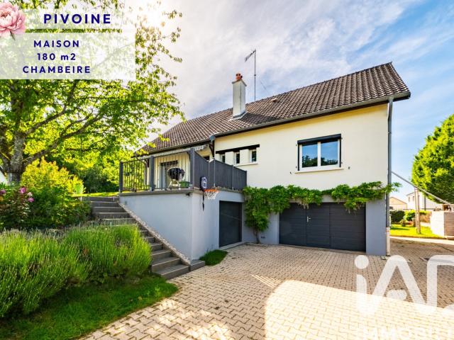 Maison 7 pièces 180 m²