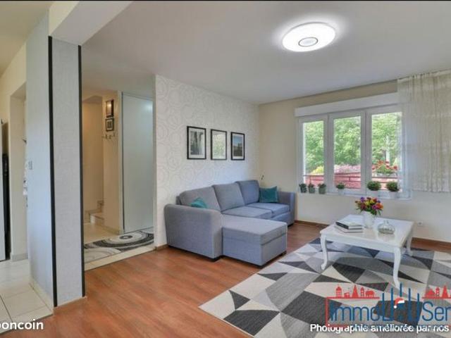Maison 7 pièces 180 m²