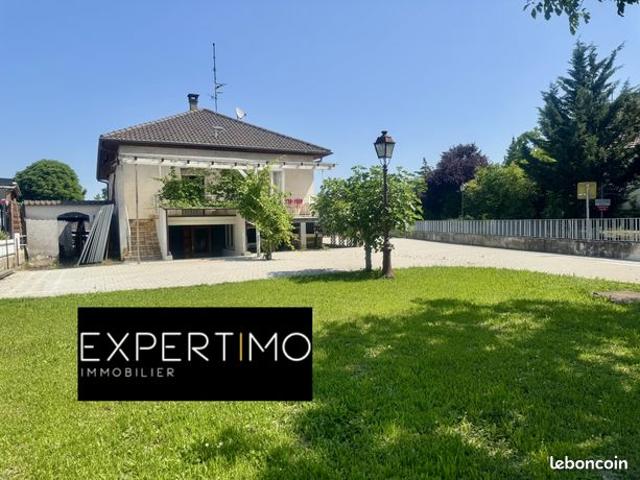 Maison 7 pièces 180 m²