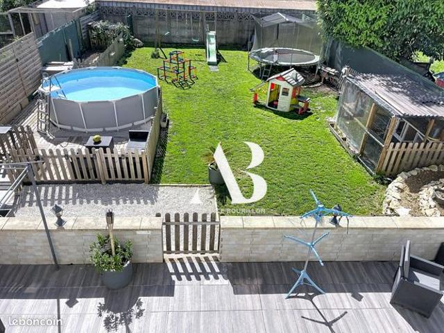 Maison 7 pièces 180 m²
