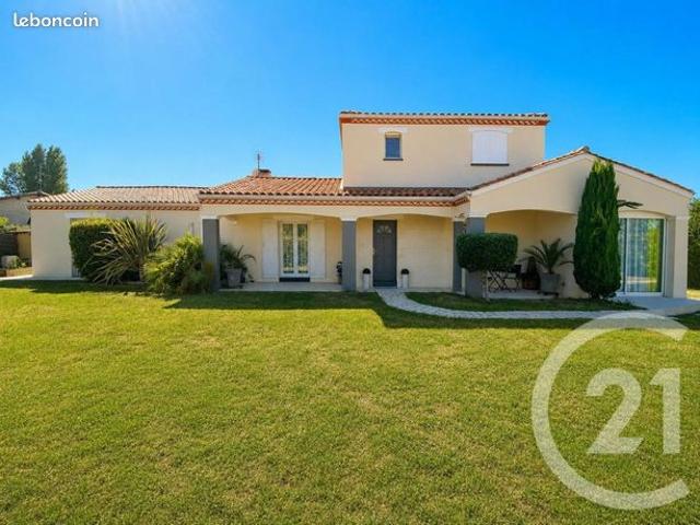 Maison 7 pièces 180 m²