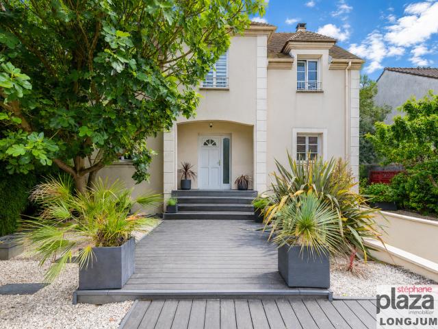 Maison 7 pièces 180 m²