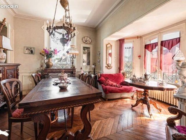 Maison 7 pièces 180 m²
