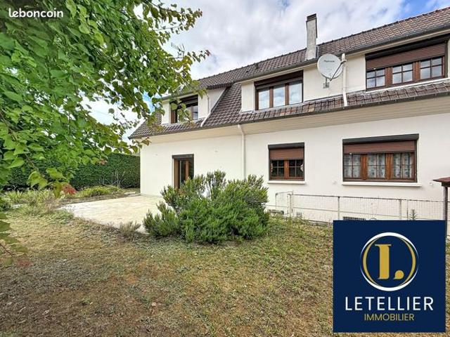 Maison 7 pièces 180 m²