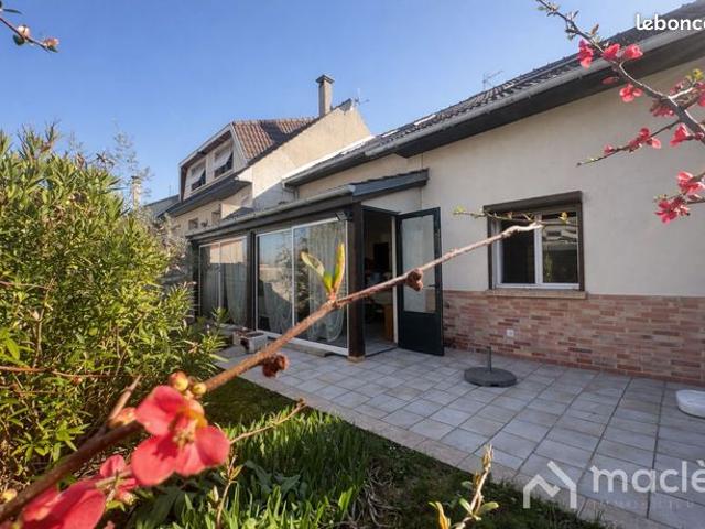 Maison 7 pièces 180 m²