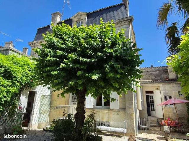 Maison 7 pièces 180 m²