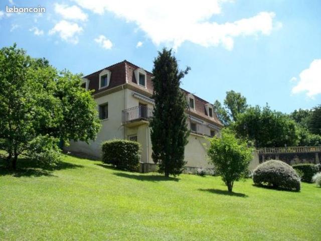 Maison 7 pièces 180 m²