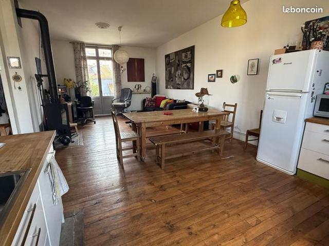 Maison 7 pièces 180 m²