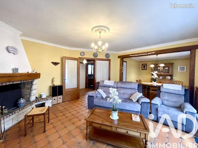 Maison 7 pièces 180 m²