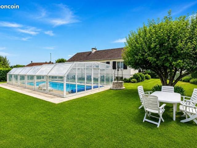 Maison 7 pièces 180 m²