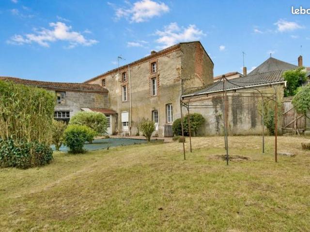 Maison 7 pièces 180 m²