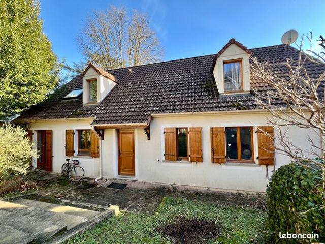Maison 7 pièces 180 m²