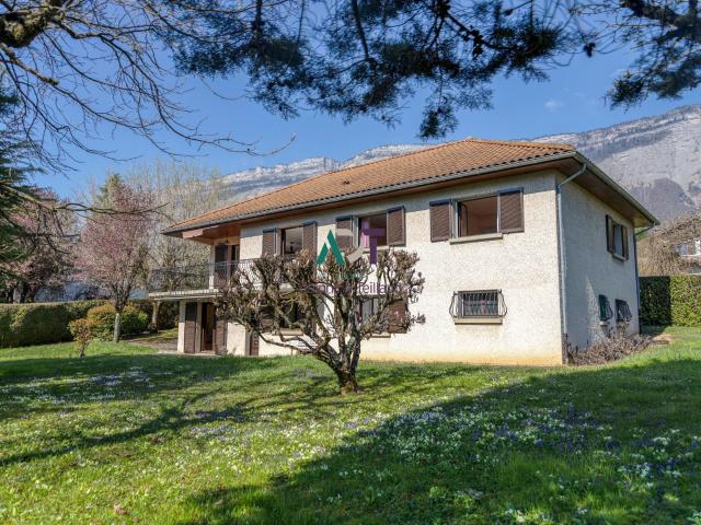 Maison 7 pièces 180 m²