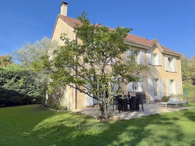 Maison 7 pièces 180 m²