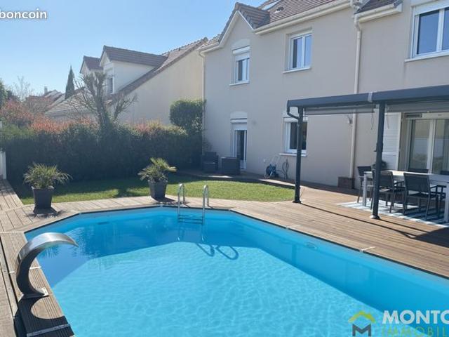 Maison 7 pièces 180 m²