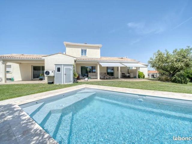 Maison 7 pièces 180 m²
