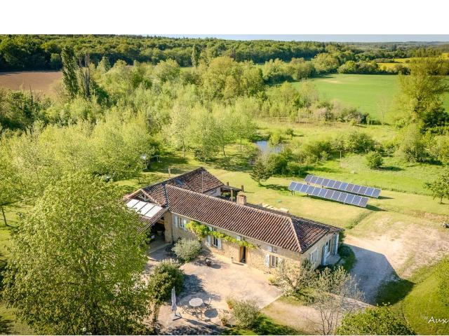 Maison 7 pièces 180 m²