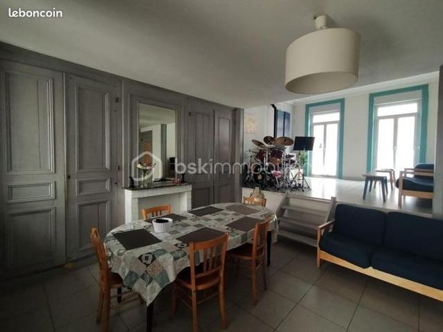 Maison 7 pièces 180 m²